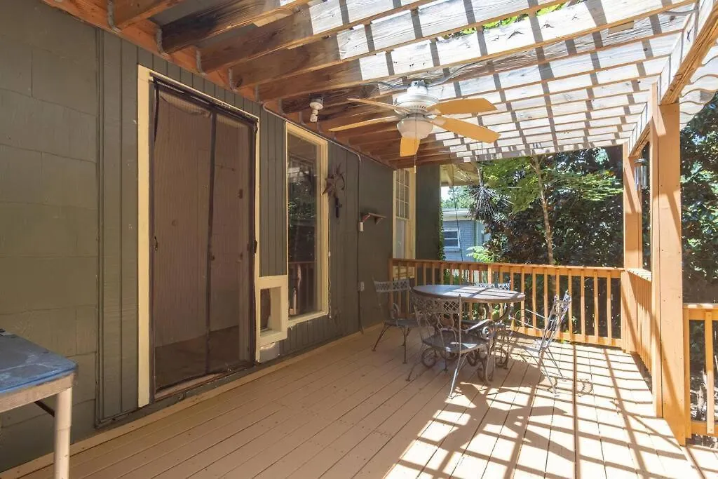 Midtown Central Gardens Bungalow Memphis 0*,  États-Unis